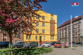 Prodej podílu o velikosti 1/12 nájemního domu, Plzeň, cena 3500000 CZK / objekt, nabízí 