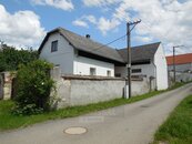 Prodej menšího RD do L s nádvořím, bez zahrady, nemovitost k rekonstrukci, Malý Bor, okres Klatovy, cena 1632000 CZK / objekt, nabízí 