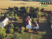 Prodej usedlosti s rozlehlými pozemky v obci Dolní Jadruž, cena 6900000 CZK / objekt, nabízí 