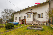 Prodej prostorného rodinného domu s pozemkem v Kařezu, cena 4500000 CZK / objekt, nabízí 