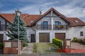 Pronájem RD 4+kk, 126 m2, s garáží a vlastní zahradou, ul Jeřabinová, Plzeň-Černice, cena 27000 CZK / objekt / měsíc, nabízí Standard Nemovitosti s.r.o.