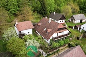 Prodej, rodinný dům 8+2 se zahradou a garáží, Pohoří u Plánice, okr. Klatovy, cena 8690000 CZK / objekt, nabízí 