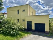 Rodinný dům, zahrada, 2x garáž v atraktivní lokalitě města Tachov, cena cena v RK, nabízí 