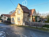 Prodej částečně zrekonstruovaného rodinného domu na pěkném místě v Plzni - Újezdu, cena 10695000 CZK / objekt, nabízí REALITNÍ KANCELÁŘ PUBEC, s.r.o.